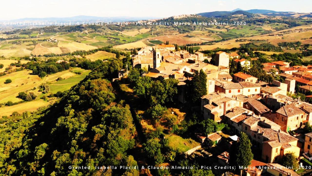 B&B Il Glicine Montefollonico Экстерьер фото
