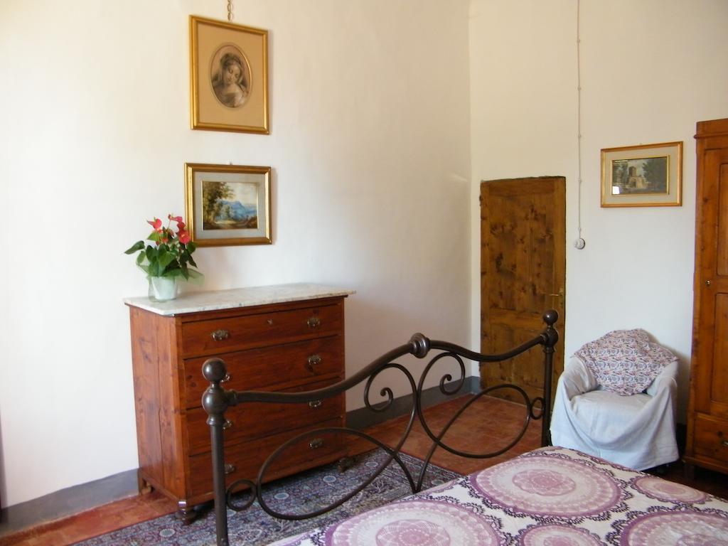 B&B Il Glicine Montefollonico Экстерьер фото