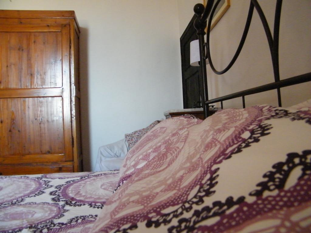 B&B Il Glicine Montefollonico Экстерьер фото